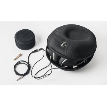 Meze Audio 99 Neo what's in the box