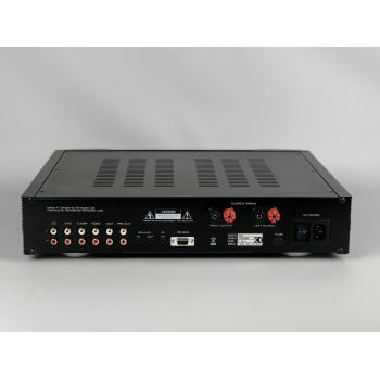 SimAudio Moon Neo 220i rear-connections