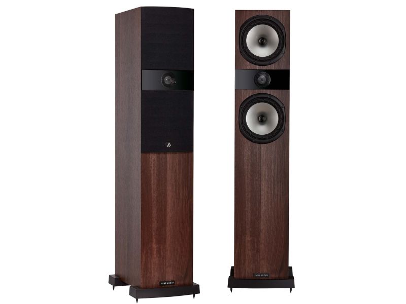 Fyne Audio F303i walnut