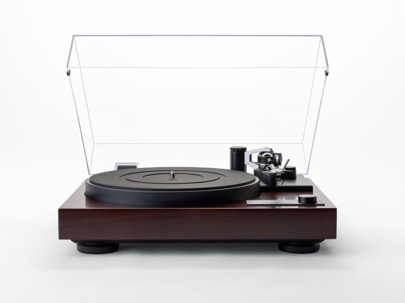 Dual CS-718Q walnut